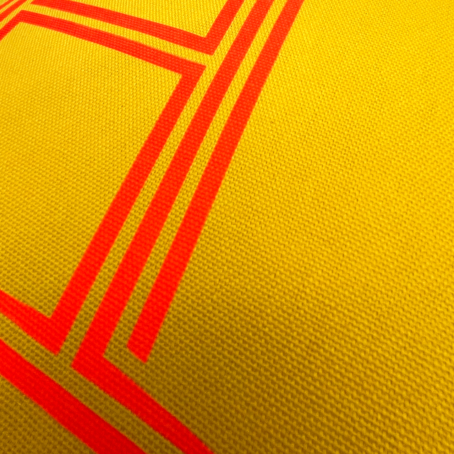 Kissen H gelb/neonrot
